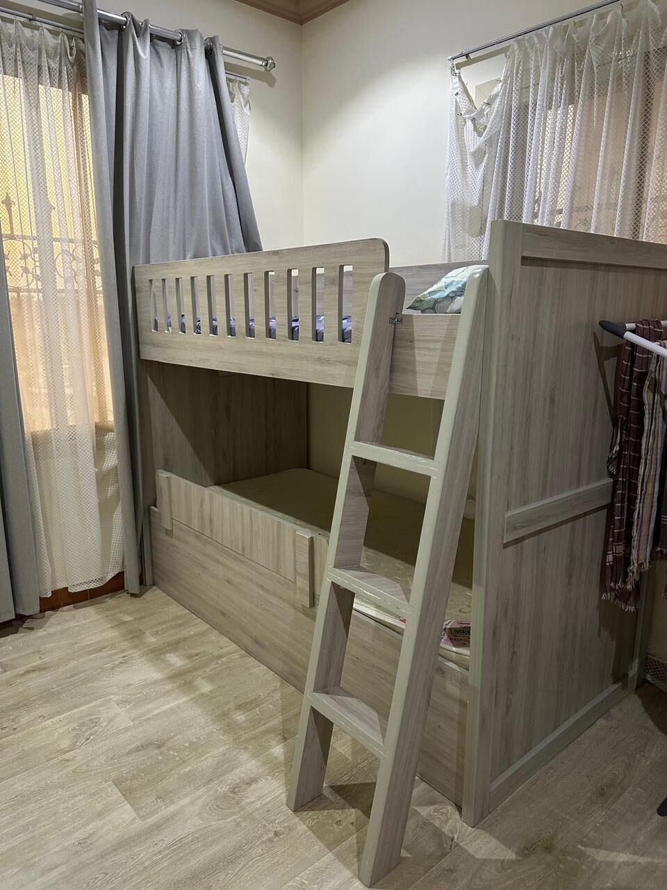 SAR 800, 3 Months Old Bunk Bed: Double Ducker Kids Bed With Matresss