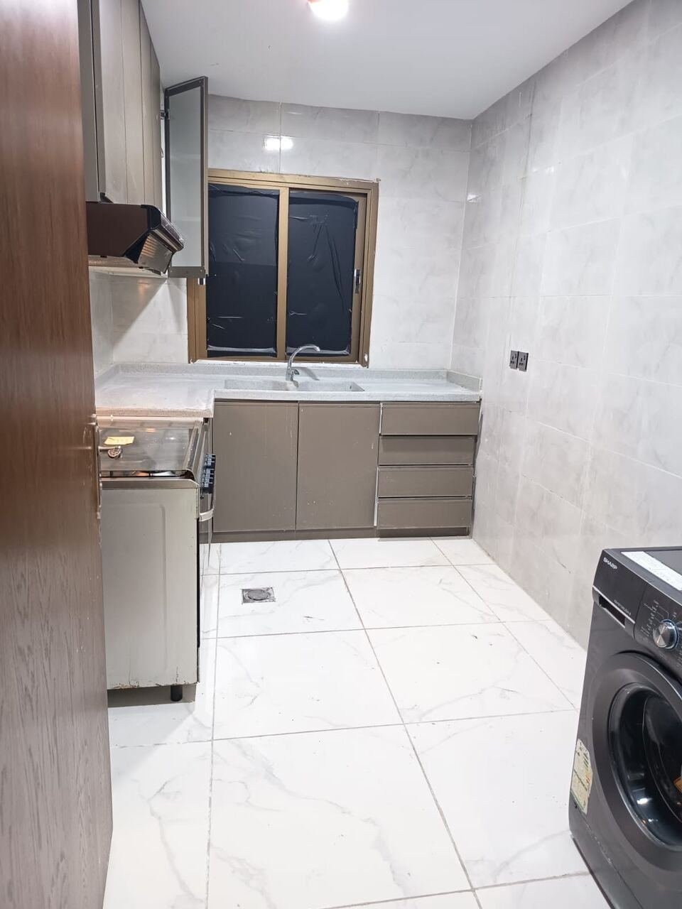 SAR 1350/month, 4 BR, Rooms And Bed Space Available For Working Professionals And Bachelors