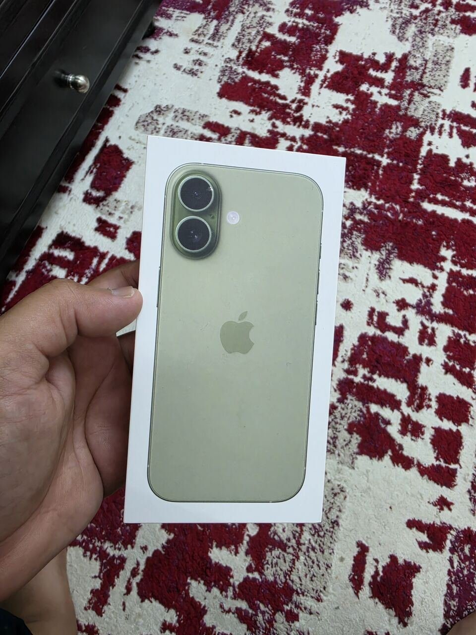 SAR 3099, IPHONE 17 256GB GREEN ESIM ONLY SAME LIKE NEW
