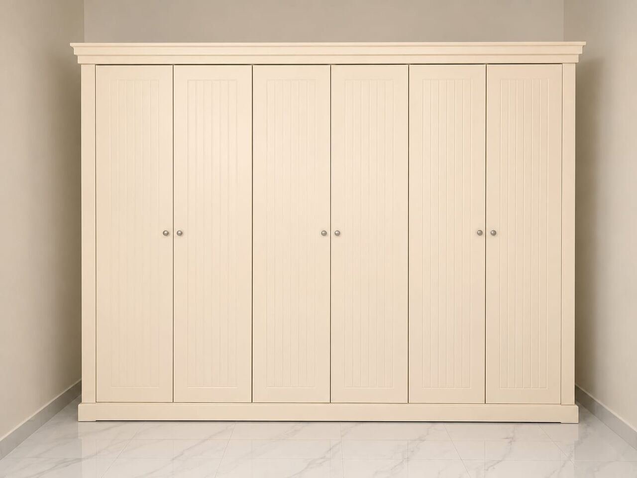 SAR 1350, Bed Room Furniture Set At Dammam