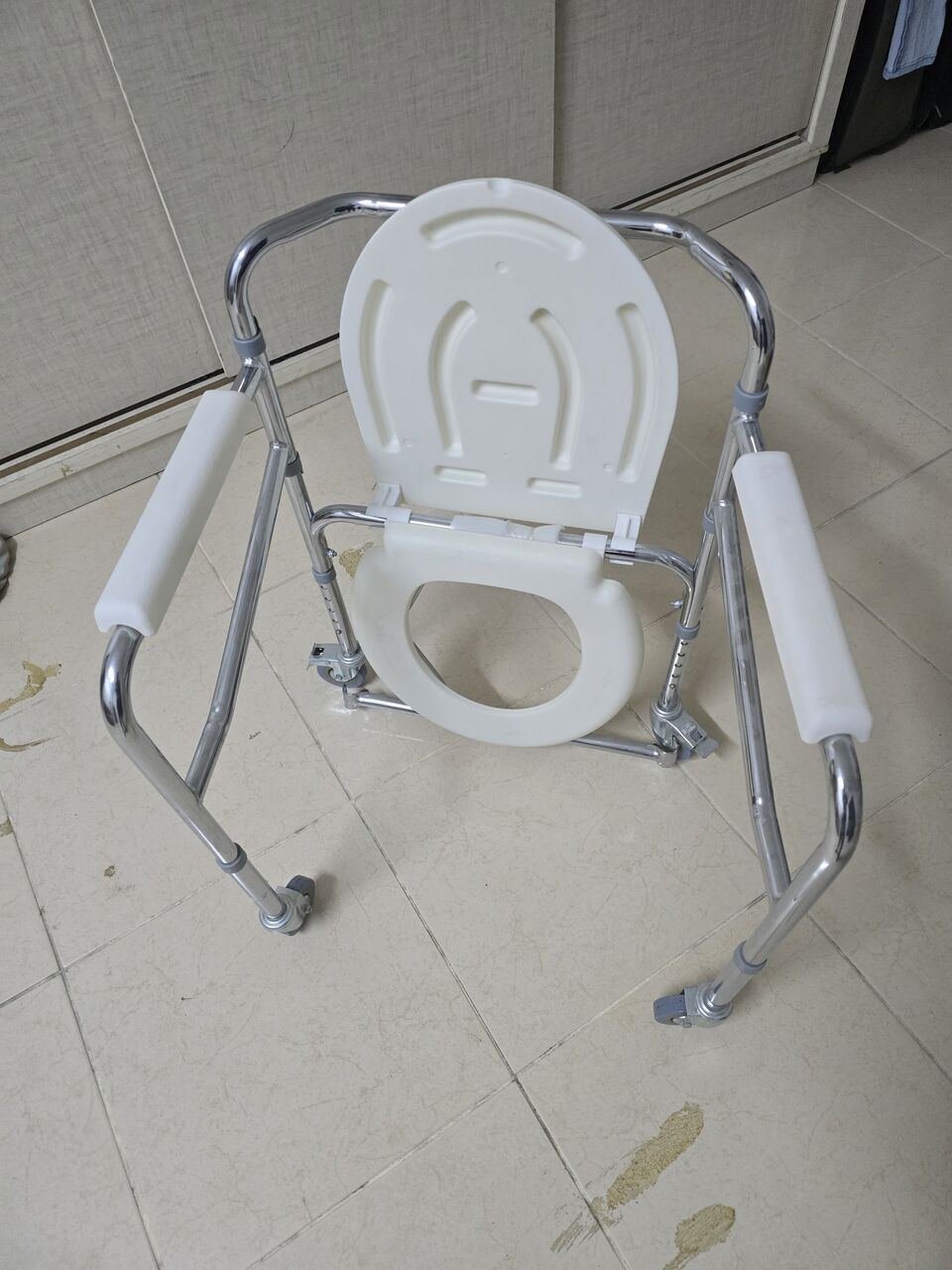 SAR 250, Used Like New Elderly Bathroom Chair Available