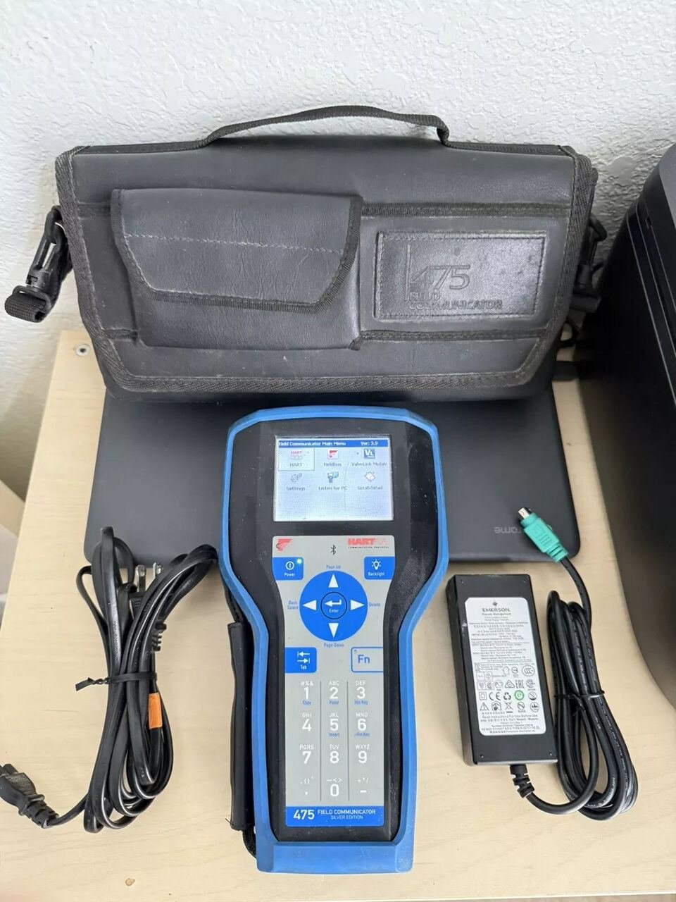 SAR 13000, Selling Hart Communicator 475
