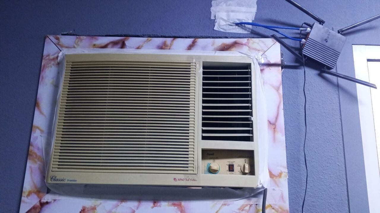 SAR 300150, AC And 54 Inch TV