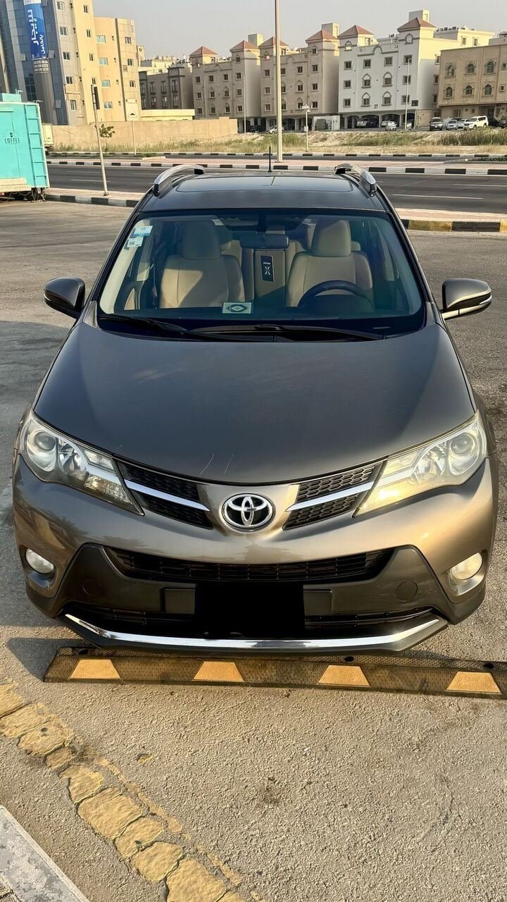 SAR 42000, Toyota RAV4, 2014, Automatic, 160000 KM,