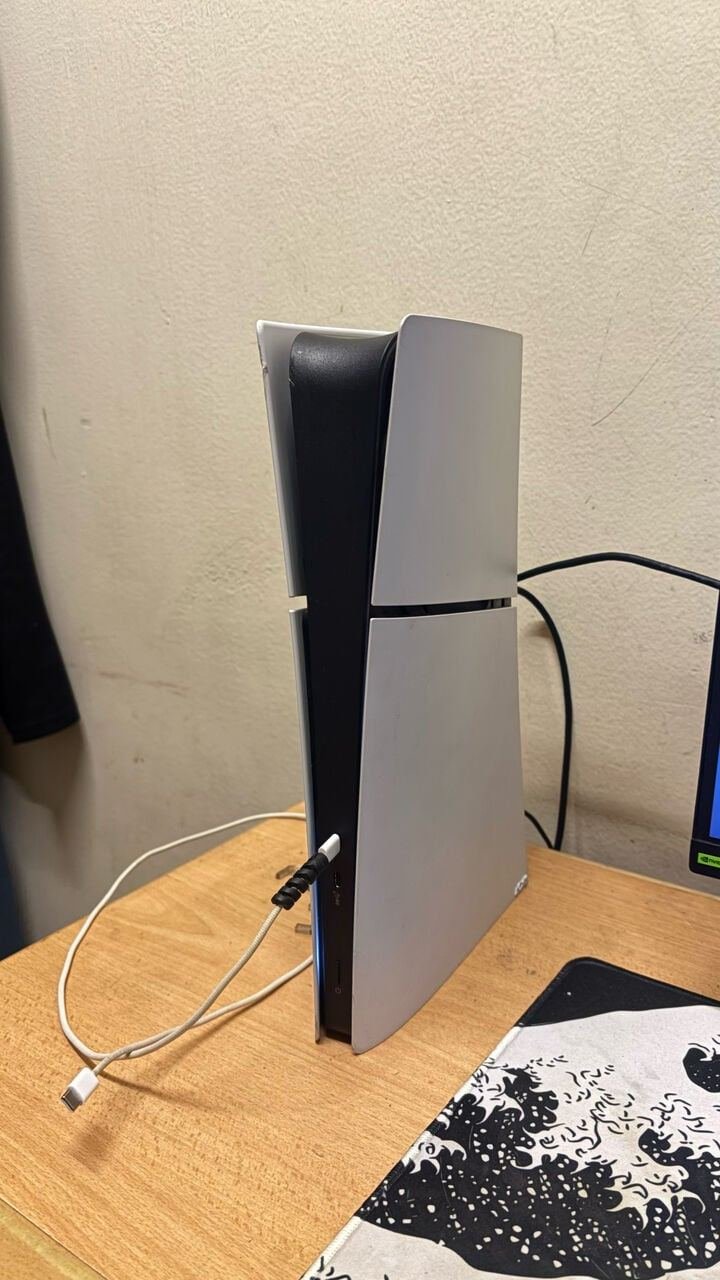 SAR 2500, Ps5 Slim Digital Used With 120hz Monitor Bundle