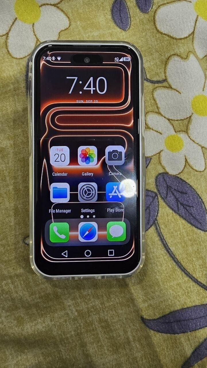 SAR 299, Mini Android Phone 17Pro Display 4.5 Inch RAM 4GB Stroage 64GB