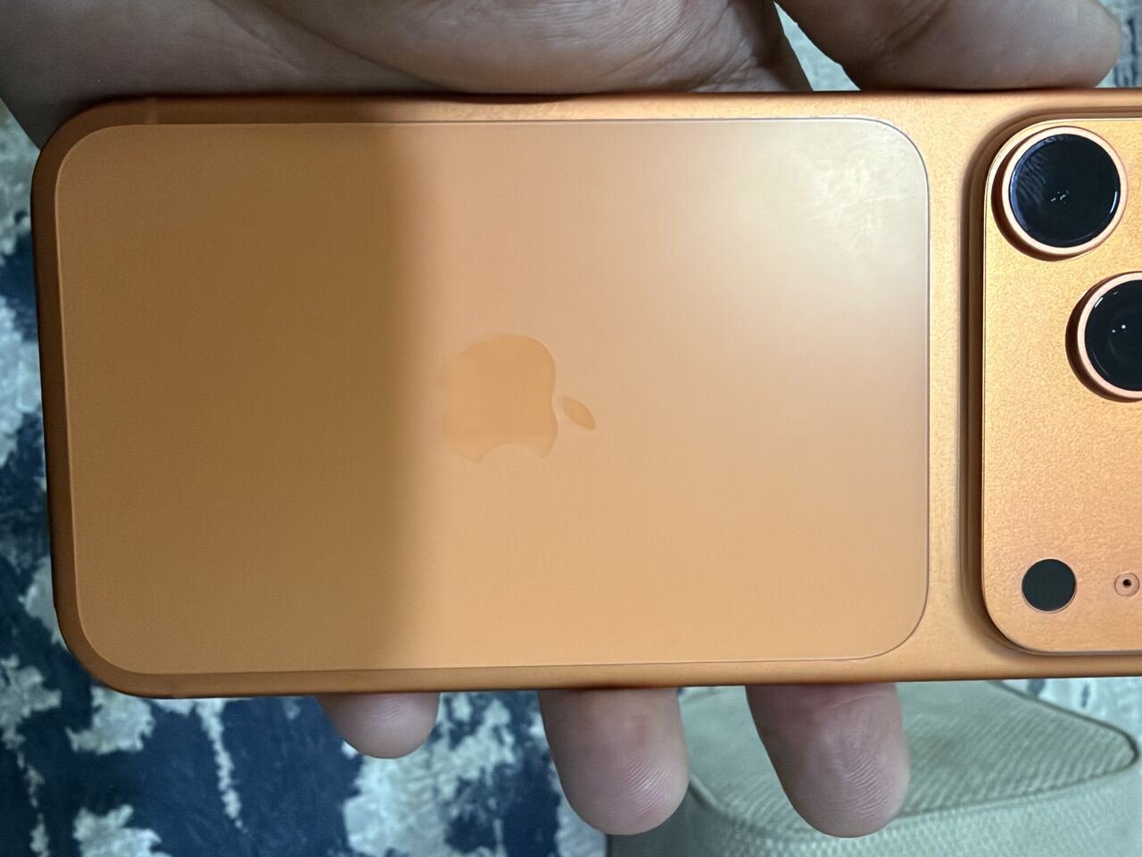 SAR 4000, Iphone 17 Pro Max Orange