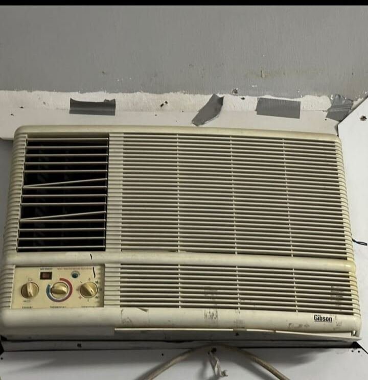SAR 400, WINDOW AC 1.5 TON