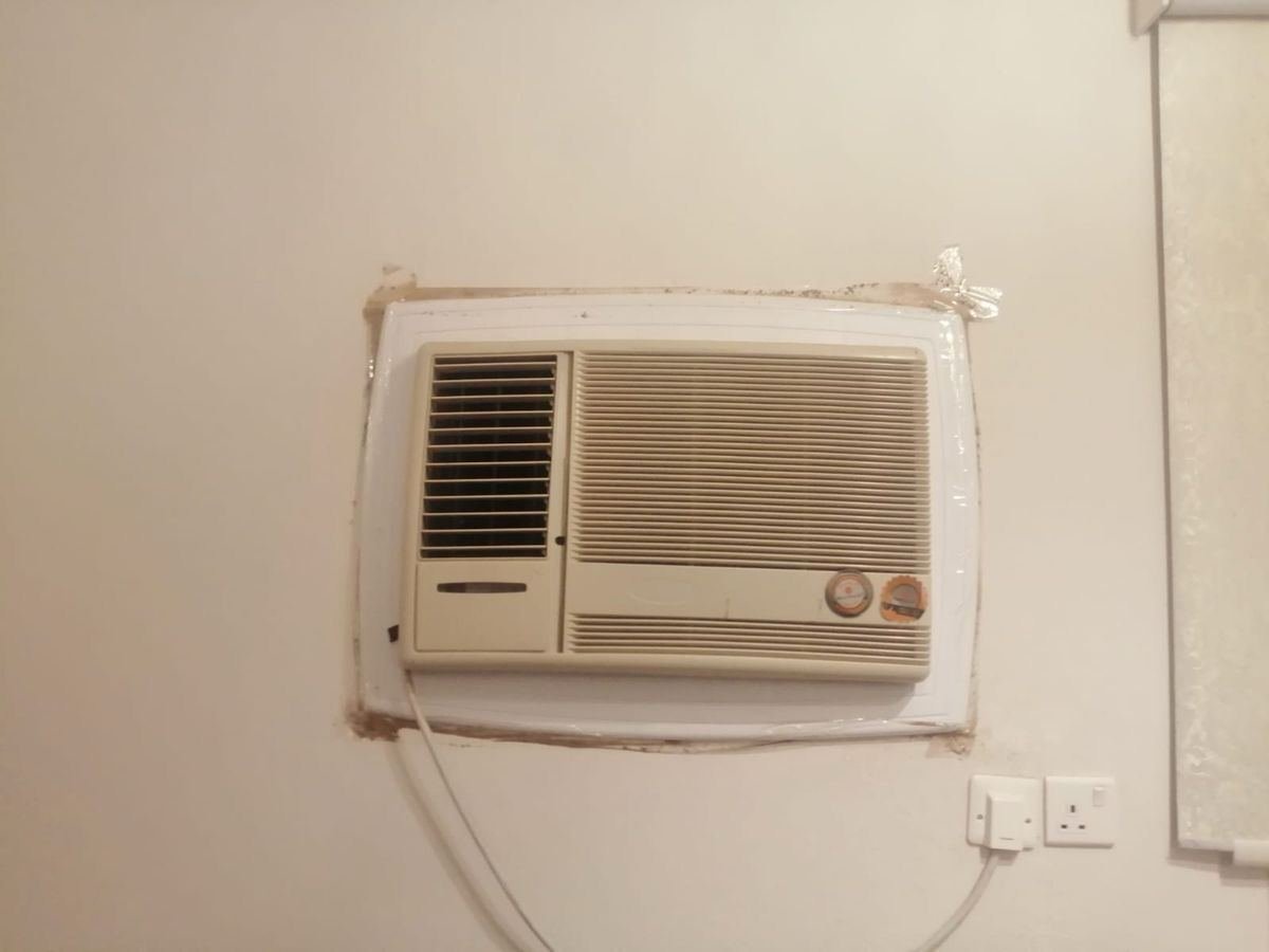 SAR 550, Window Ac