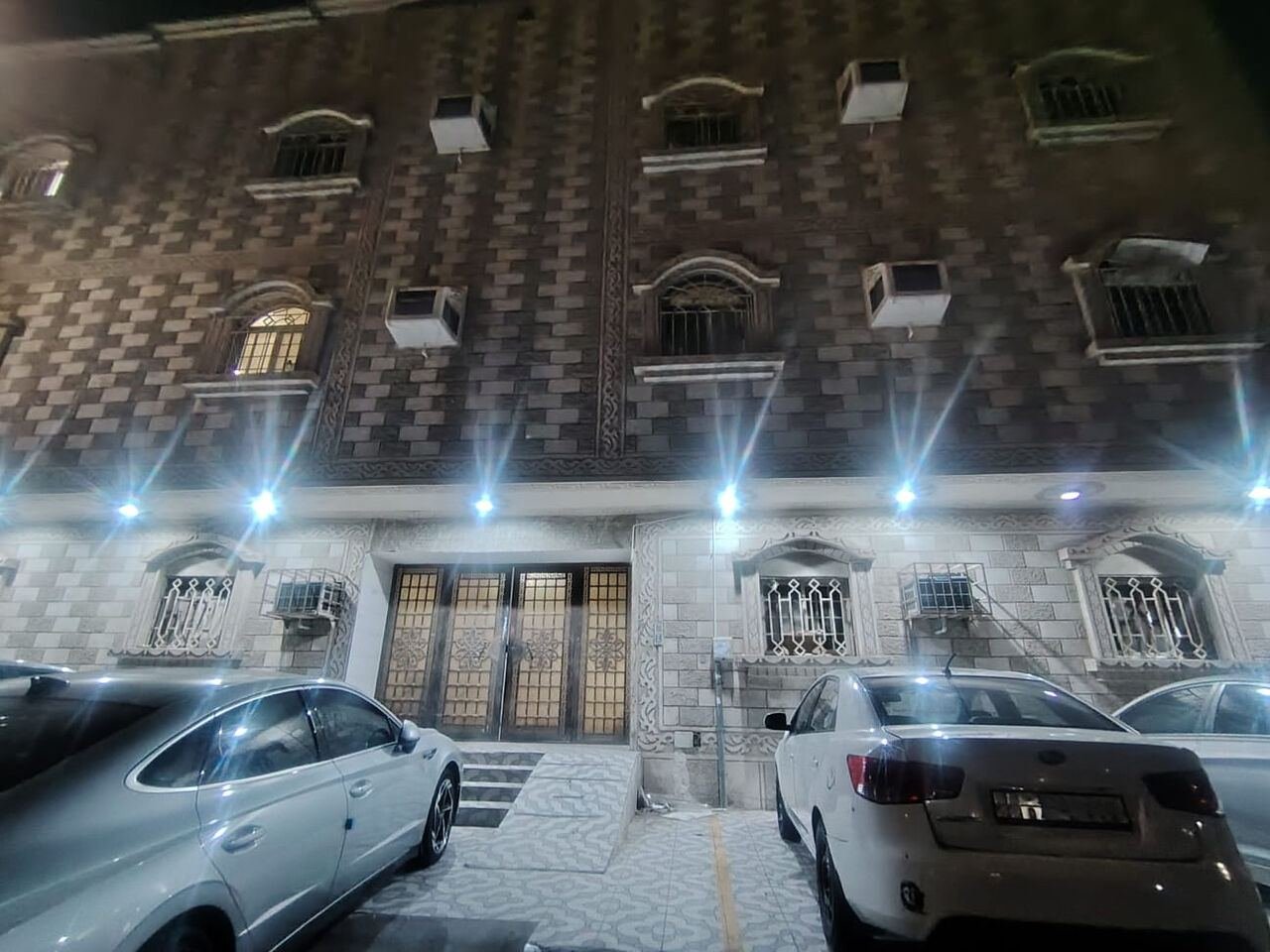 SAR 600/month, Al Sanabel Area Very Near Industrial EstateSeparate Room With Sharing Bathroom And Kitchen