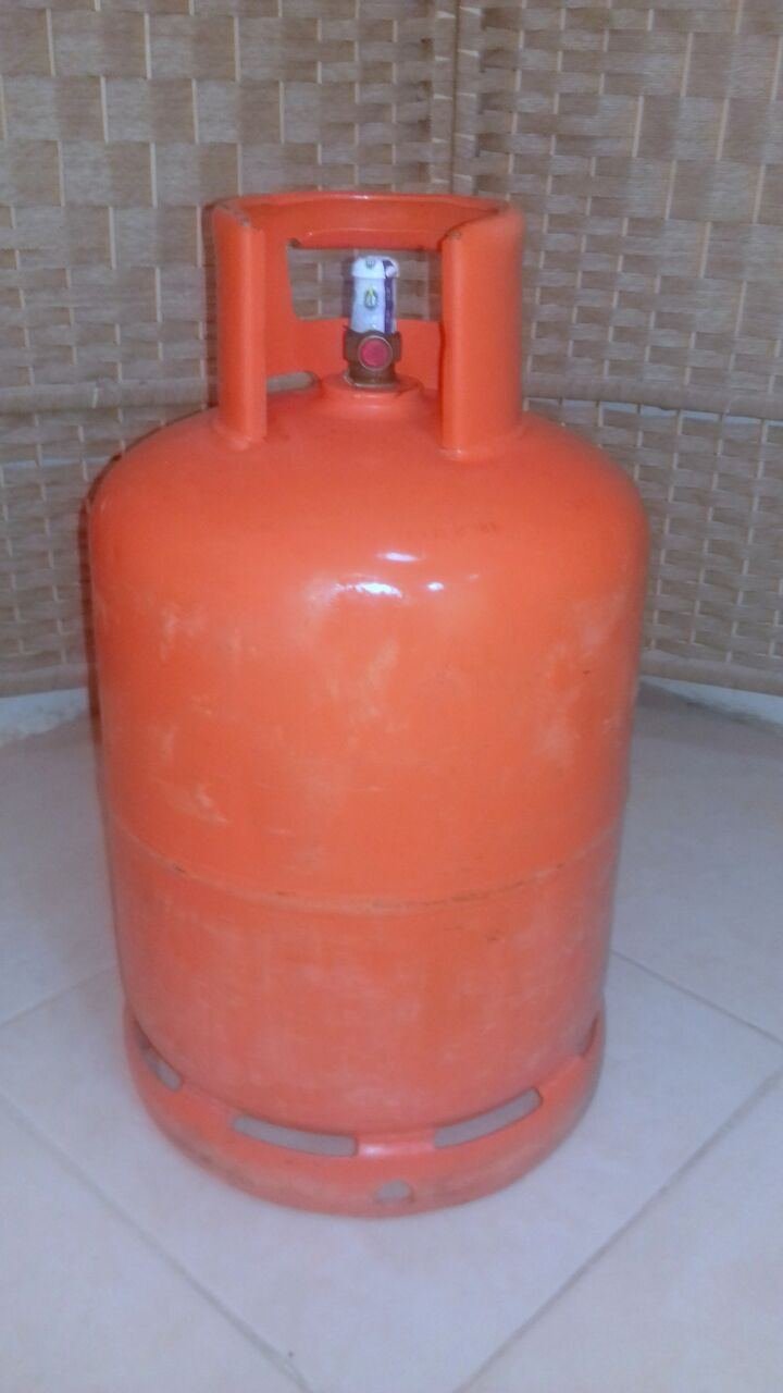 SAR 200, Gas Cylinder Sealed With Full Gas.