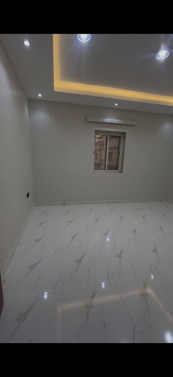 SAR 26/year, Furnished, 2 BR, New Flat For Rent (Family And Bechlor)