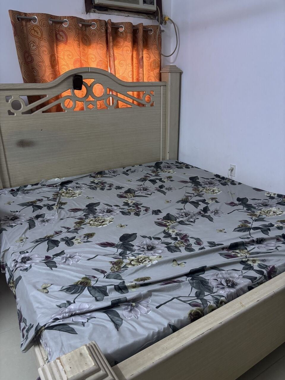 SAR 650, King Size Cot And Bed, Kids Cot , Kids Study Table