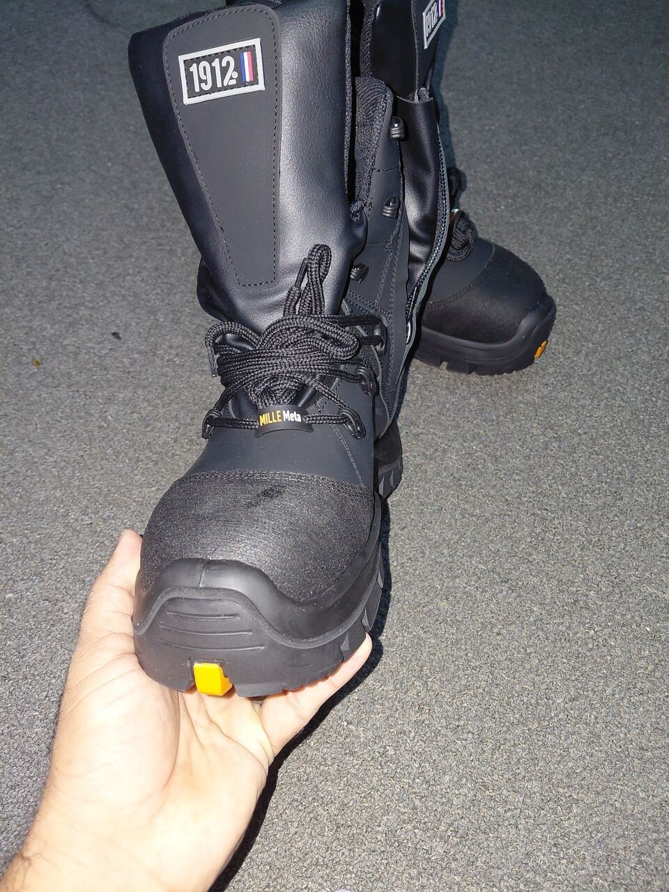Safety Shoes Imported