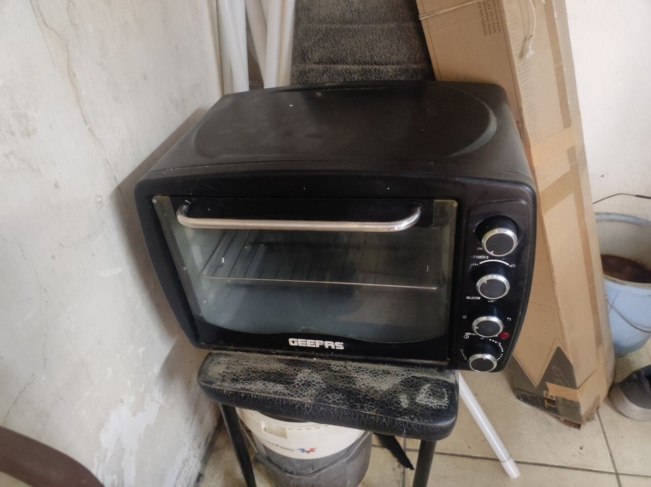 SAR 40, Geepas Electric Oven