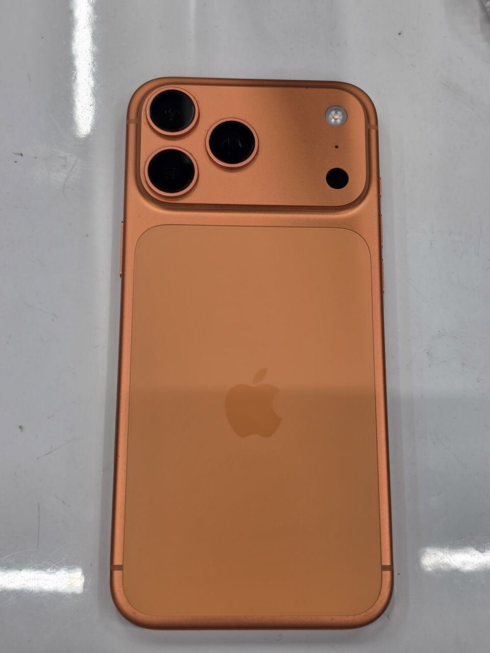 SAR 3900, IPhone 17pro Max