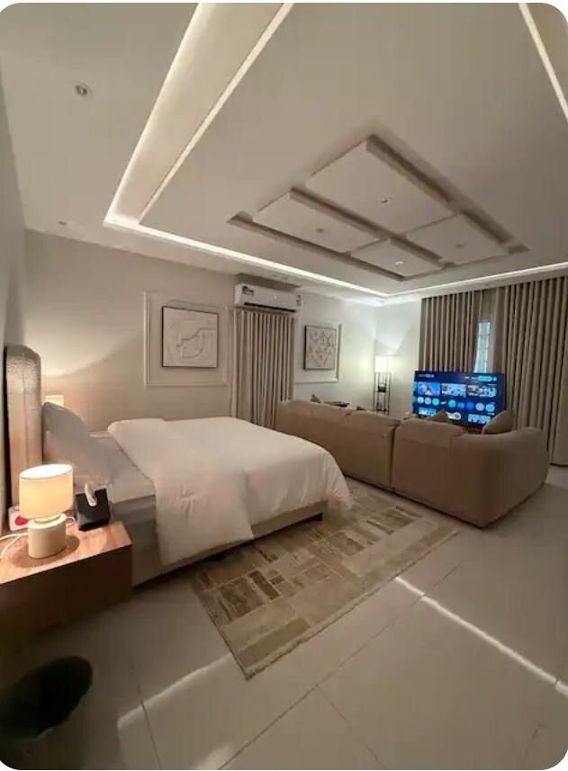 SAR 3500/month, Studio, 100 Sq. Meter, Giant Furnished Studio