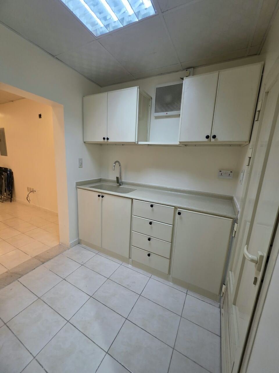 SAR 1250/month, 2 BR, 2 Bedrooms, A Living Room 1 Bathrooms, A Kitchen Garond Floor Apartment
