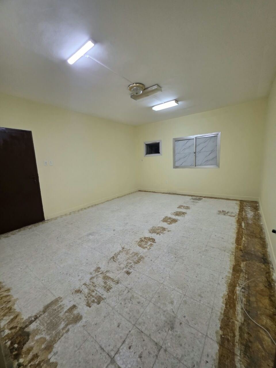 SAR 23600/year, 4 BR, 4 Bedrooms, A Hall, 2 Bathrooms, A Kitchen Fast Floor Apartment Elevator Not Availabl