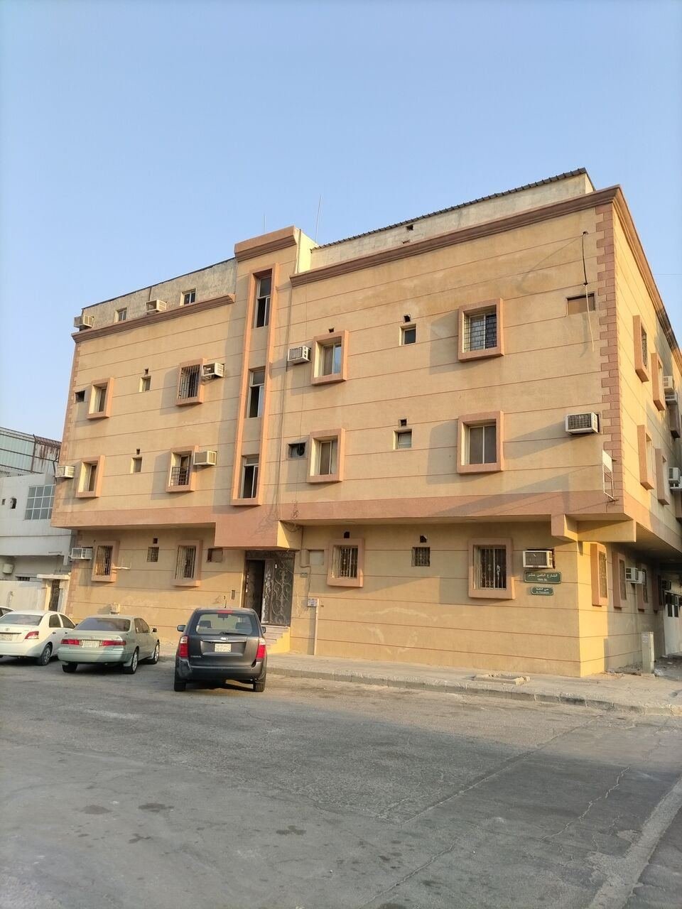 SAR 16600/year, 2 BR, Family Apartment For Rent (Two Bedrooms, Bathroom, Kitchen, Second Floor, Exterior Of The