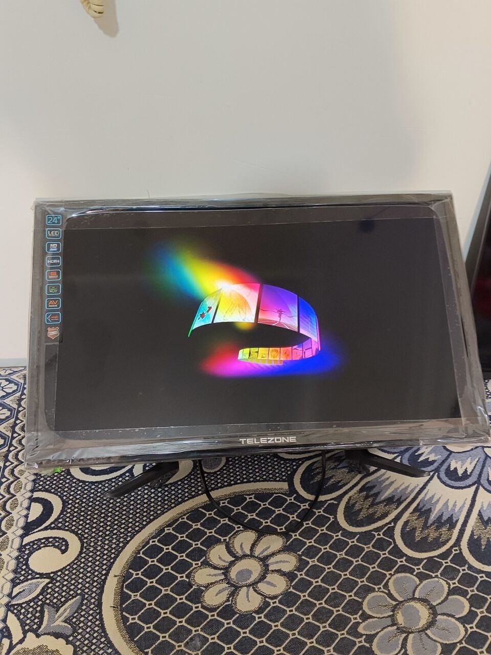 SAR 199, 32 Inch Monitor Fore Se
