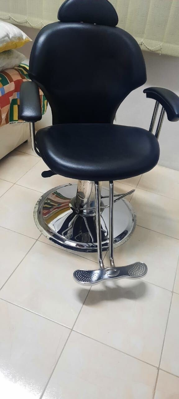 SAR 350, Saloon Chair / Haircut Chair / Ladys & Men's