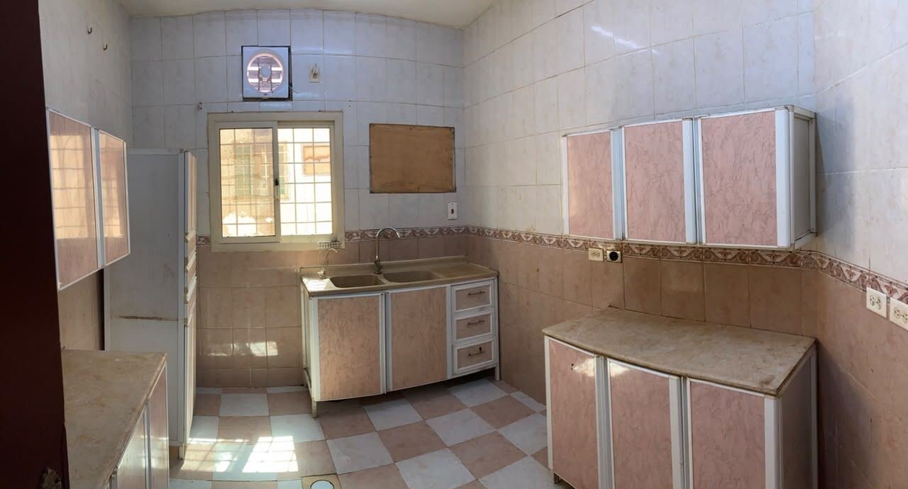 SAR 2300/month, 2 BR, Unfurnished Family Flat