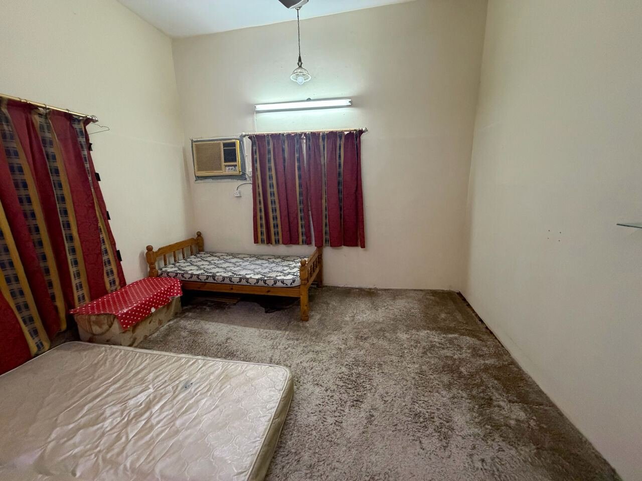 1 BR, 🏠 Clean & Comfortable Room For Rent – Available Now