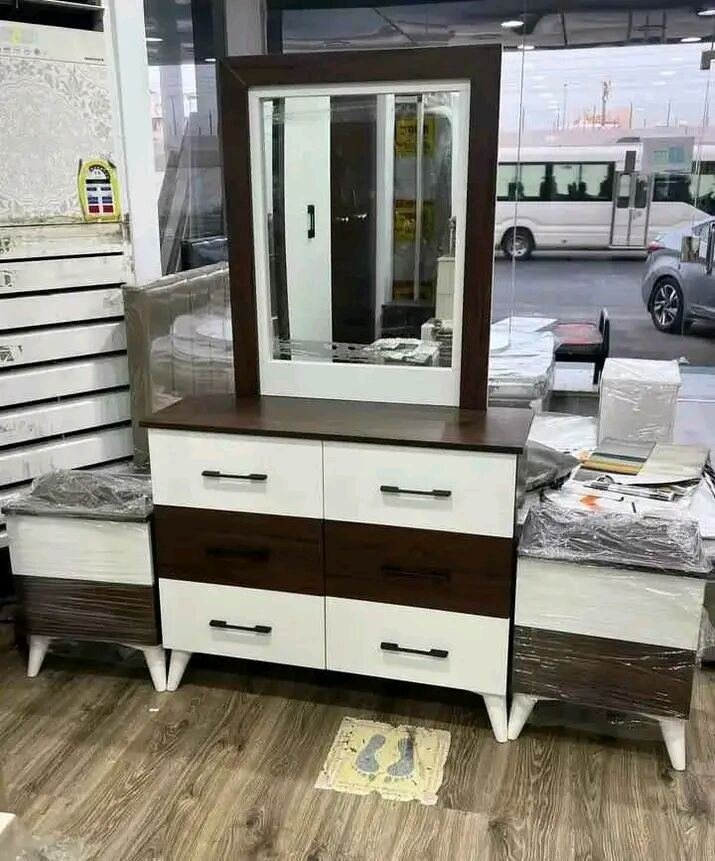 SAR 1, New Classic And Decent Dressing Table Available