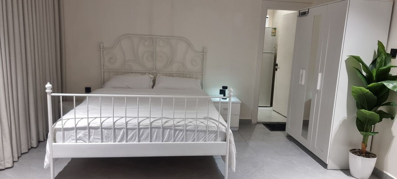 SAR 2500/month, 35 Sq. Meter, Single Furnished & Unfurnished Rooms Available For Monthly Rent