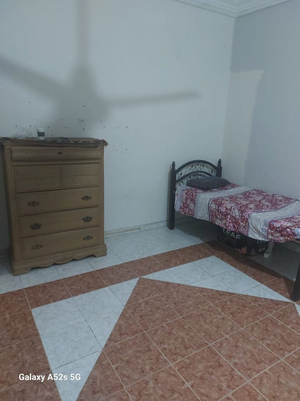 SAR 800/month, Room For Rent /bed Space Available