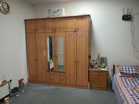 SAR 800/month, Room Available