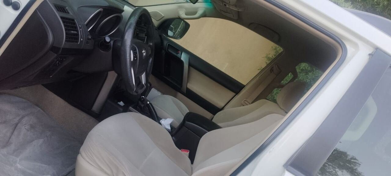 SAR 66000, Toyota Landcuiser Prado TX.L, 2012, Automatic, 4200000 KM, Prado TX.L V6– Premium SUV | Clean & Well Maintain