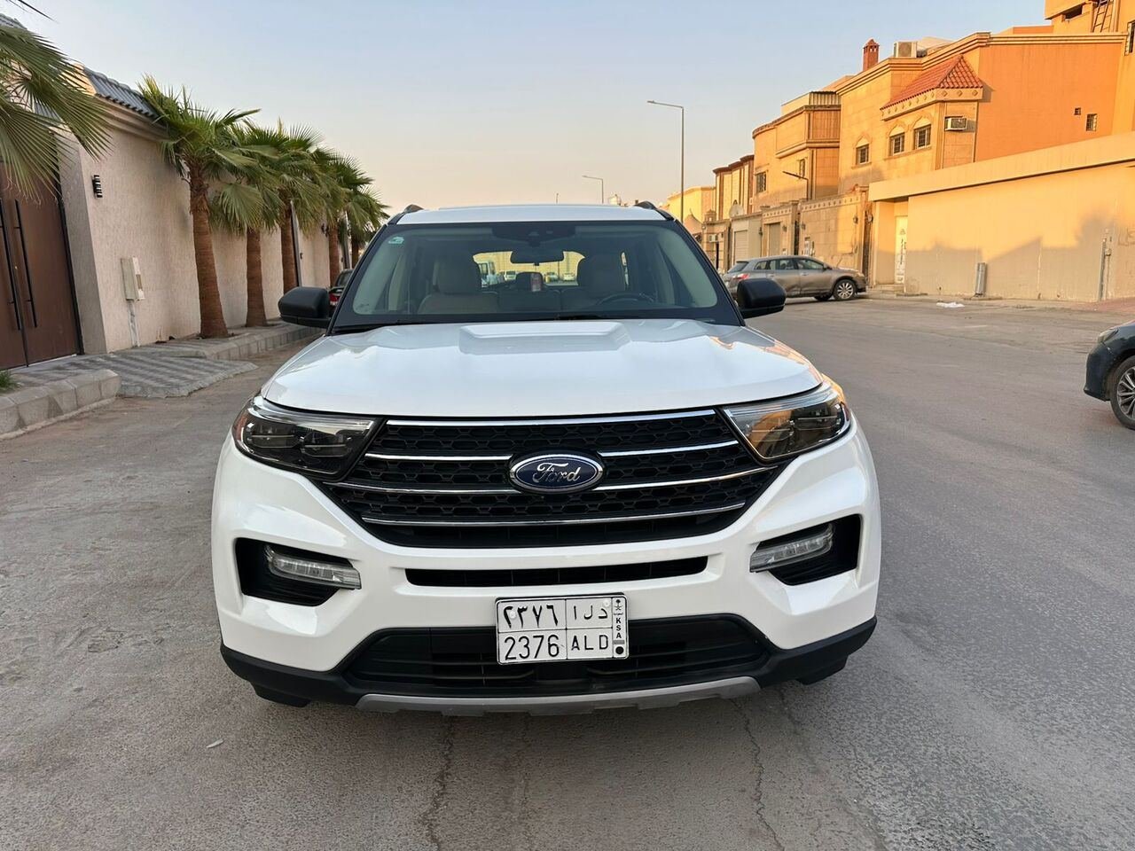 SAR 102000, Ford Explorer XLT, 2021, Automatic, 121000 KM, With Panorama Sunroof N AWD Mid Options (1st Owner) Accident