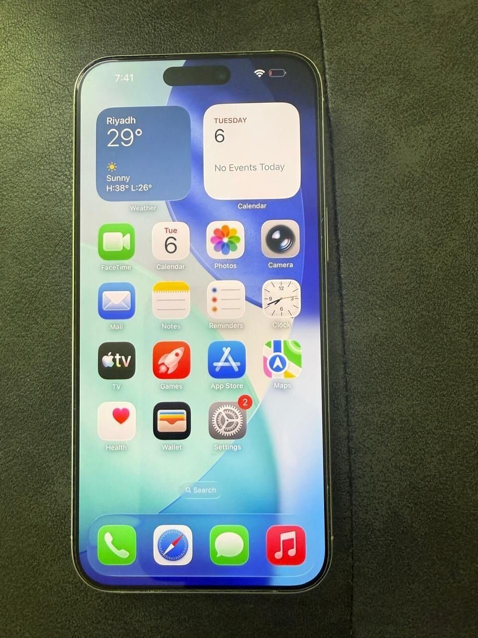 SAR 2700, IPhone 15 Pro Max, 256 GB, White Titanium