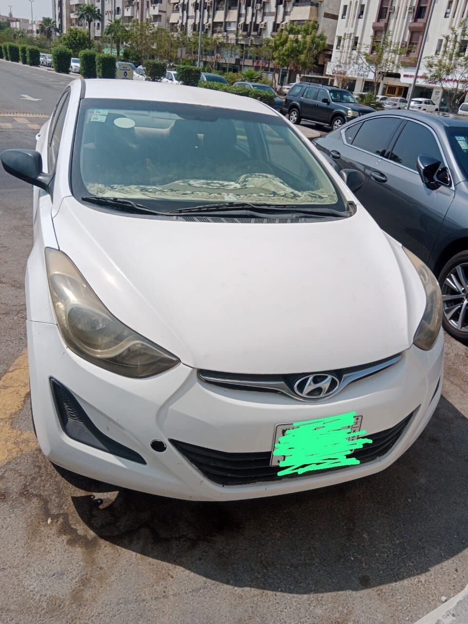 SAR 16000, Hyundai Elantra, 2014, Manual, 300000 KM, Huyndai Elantra- - Model ( Contact No. 0567001831)
