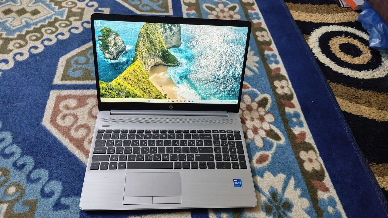 SAR 1500, Hp Laptop I7 11th Gen Laptop For Sale In Excellent Condition