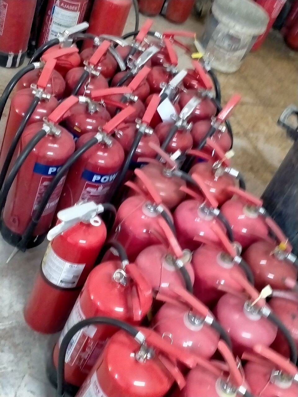 SAR 100, طفايات حريق جديدة ومستعملة للبيع