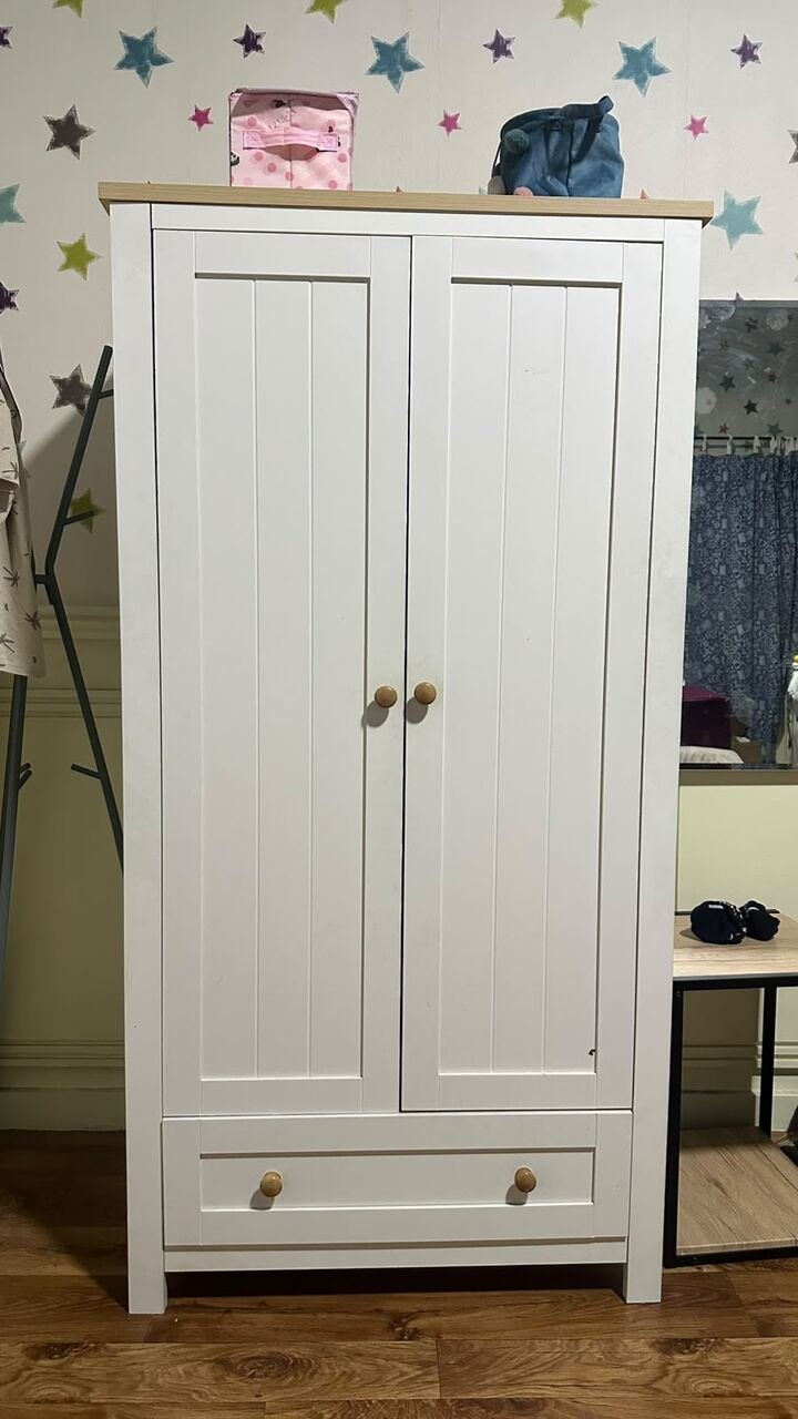 SAR 800, Home Centre Dreamland 2-Door Wardrobe With Drawer – Excellent Condition