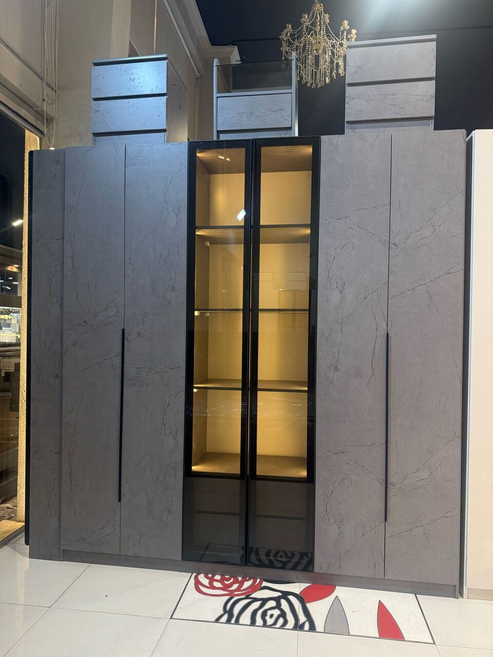 SAR 5, Luxury Stylish Wardrobes Are Available For Sale With Best Quaility At Reasonsble Prices...