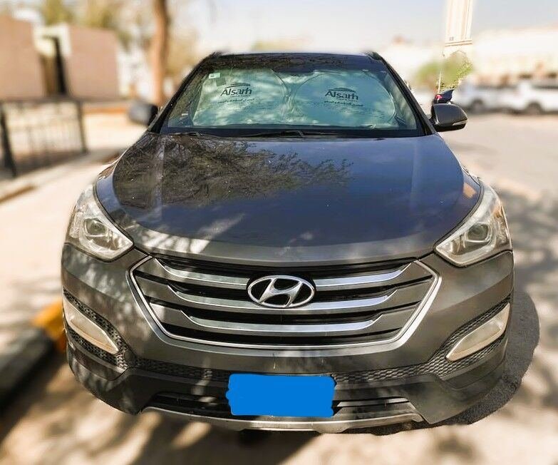 SAR 40000, Hyundai Santa Fe, 2015, Automatic, 199500 KM, SAR 40000, , , , , 2.4L 4 Cylinder 2WD