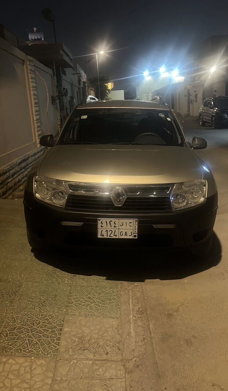 SAR 10000, Renault Duster, 2014, Automatic, 240000 KM, For Sale 10k Model
