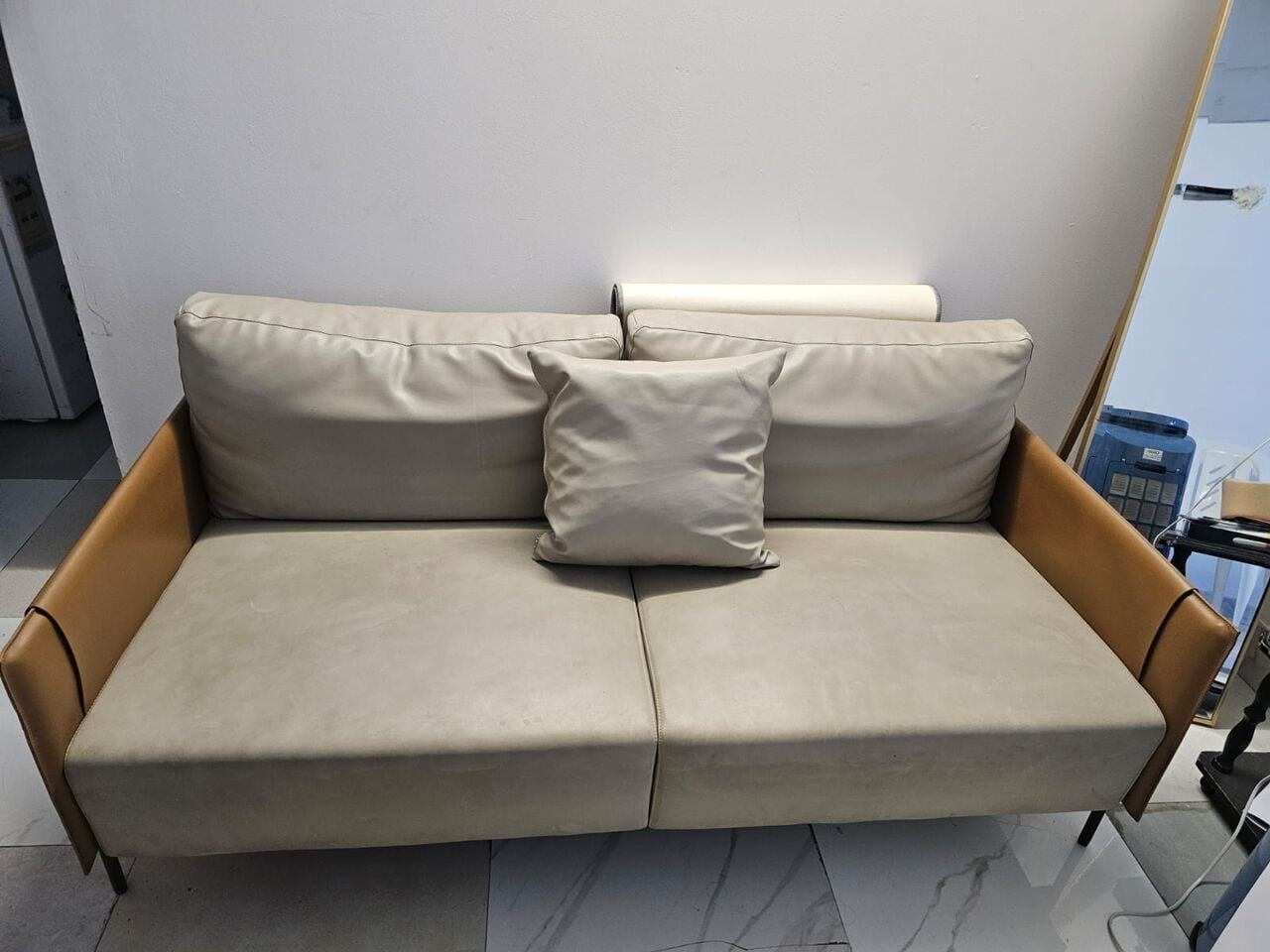 SAR 1800, SAR 1800, Portable AC, Washing Machine, Sofa And Mirror For Sale, Steel Cabinet, Small Fri
