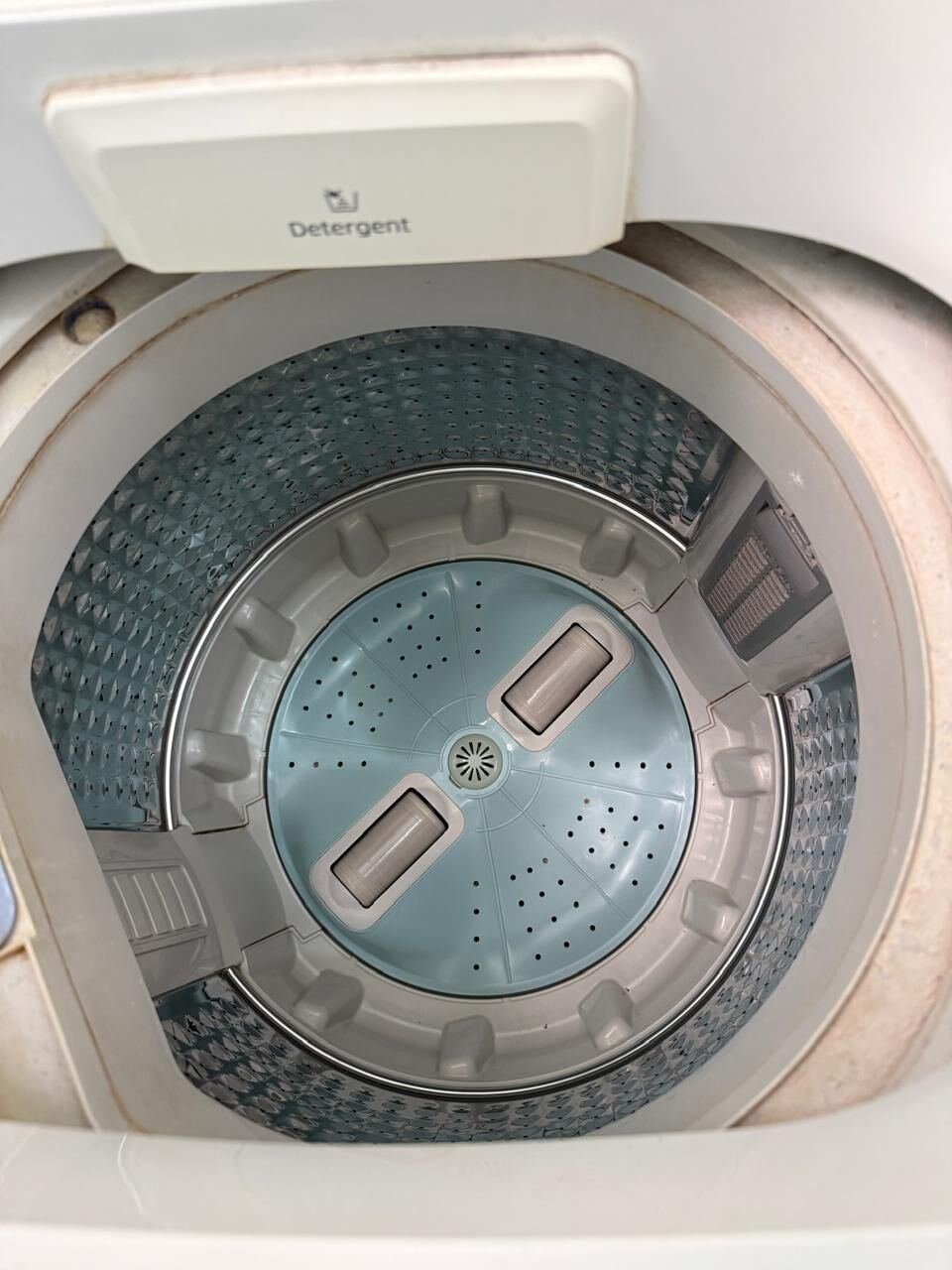 SAR 400, 🚨 URGENT MOVING SALE 🚨 Bed + Samsung 5kg Washing Machine – Both Only Sar 400!