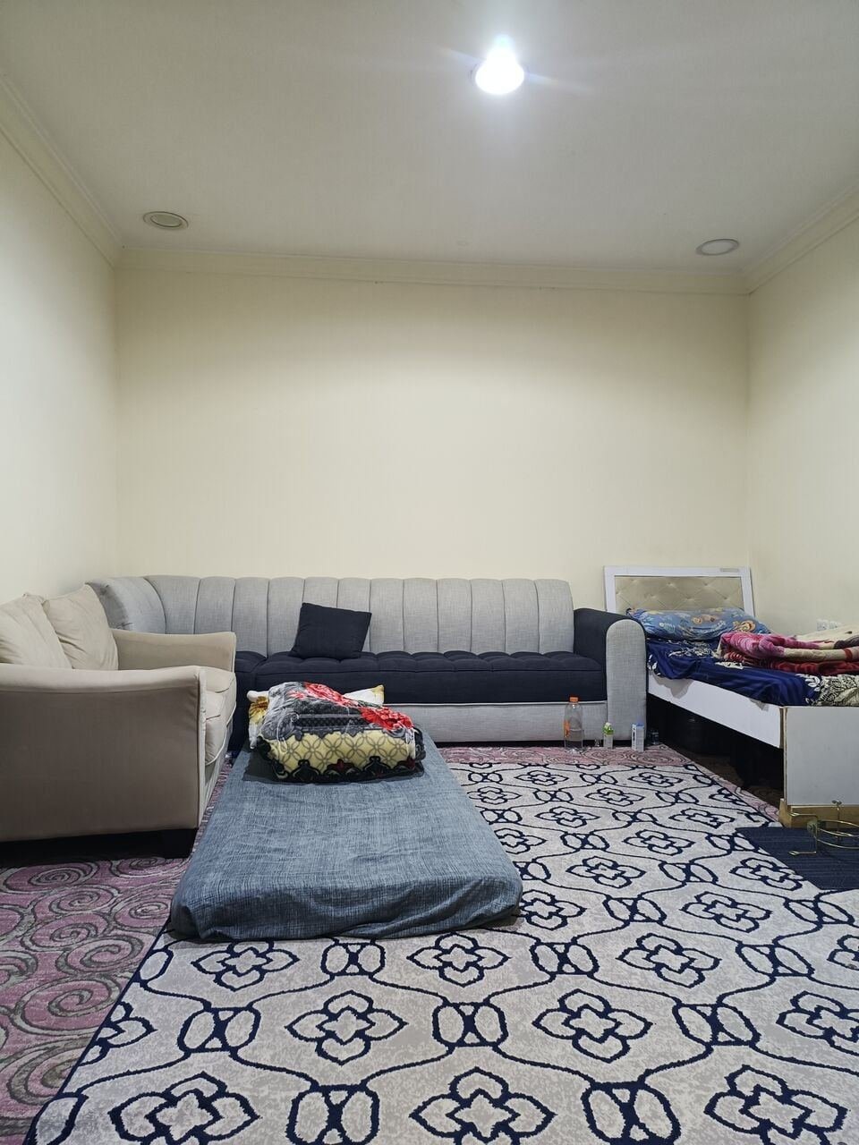 SAR 500/month, Bed Space