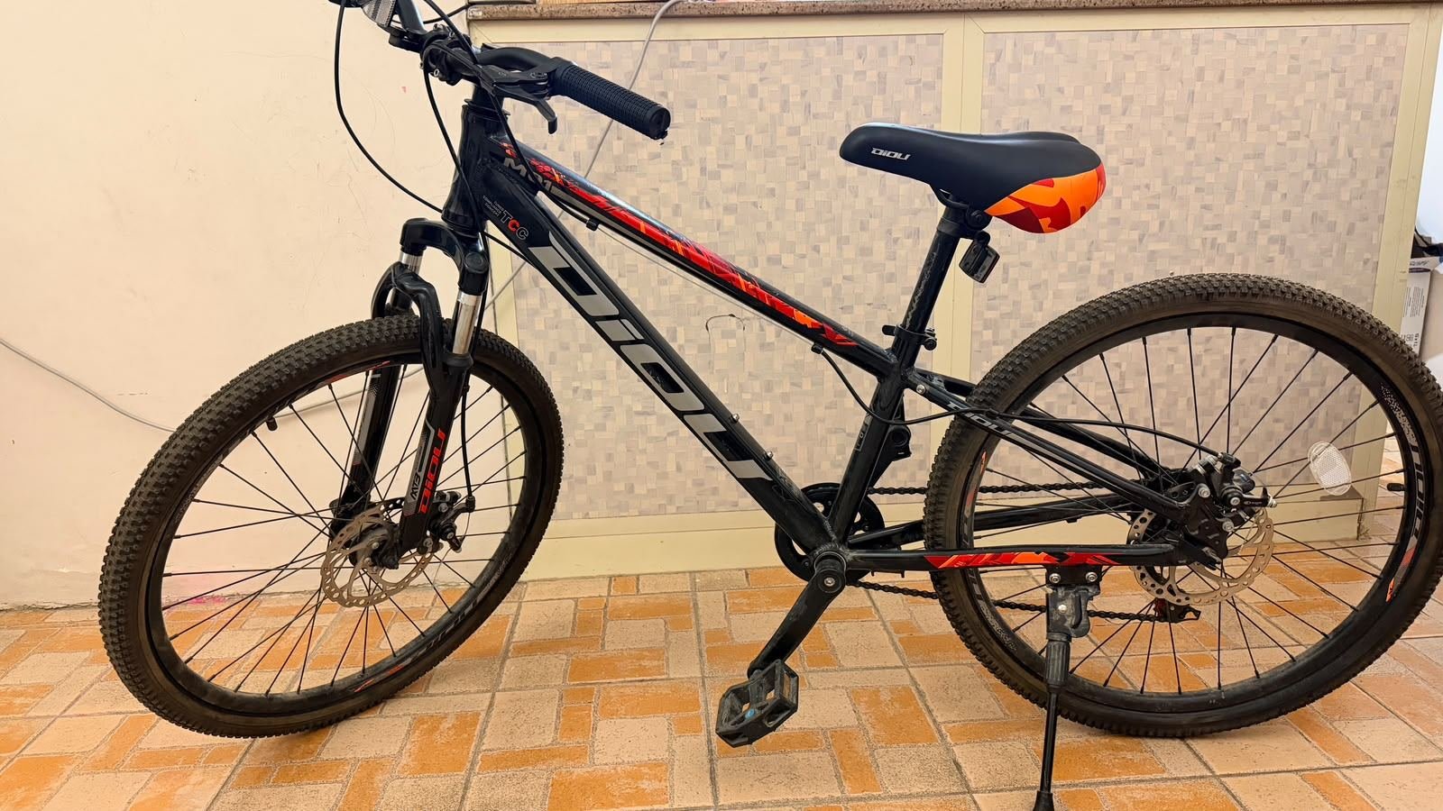 Black & Orange Mountain Bicycle for Sale – Like New – Riyadh
