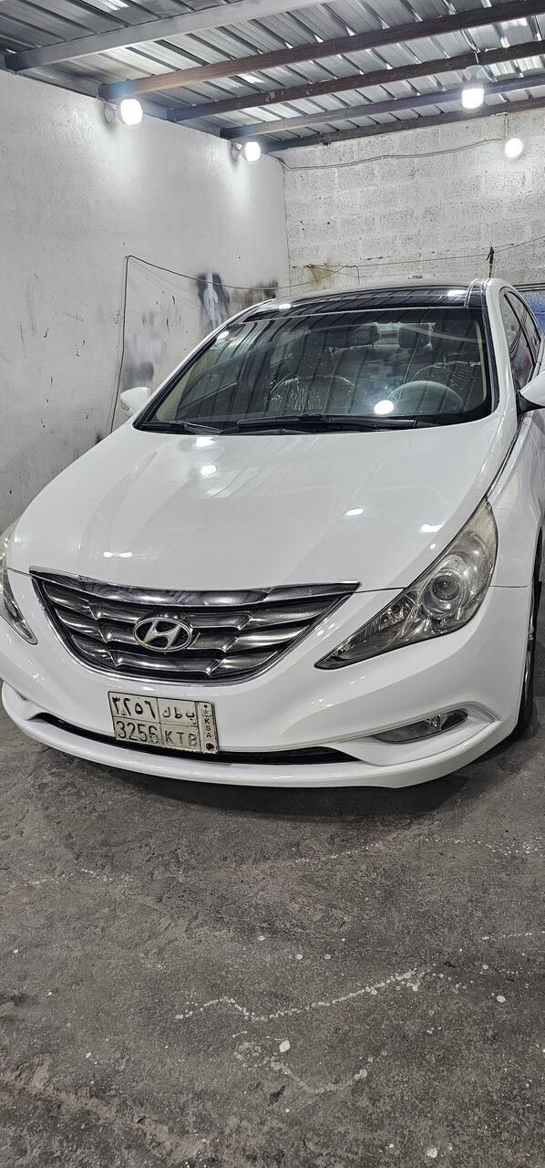 SAR 23500, Hyundai Sonata, 2011, Automatic, 261000 KM, Full Option White - Accident Free (Dammam)