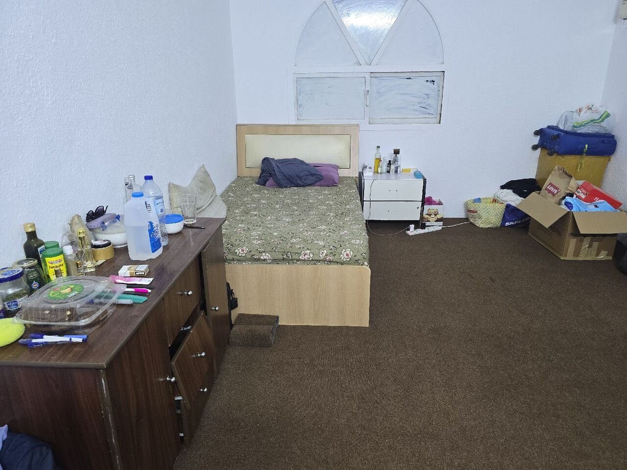 SAR 750/month, Full Room Space Available For Rent In Aziziyah. Opp. Azizyah Masjid.