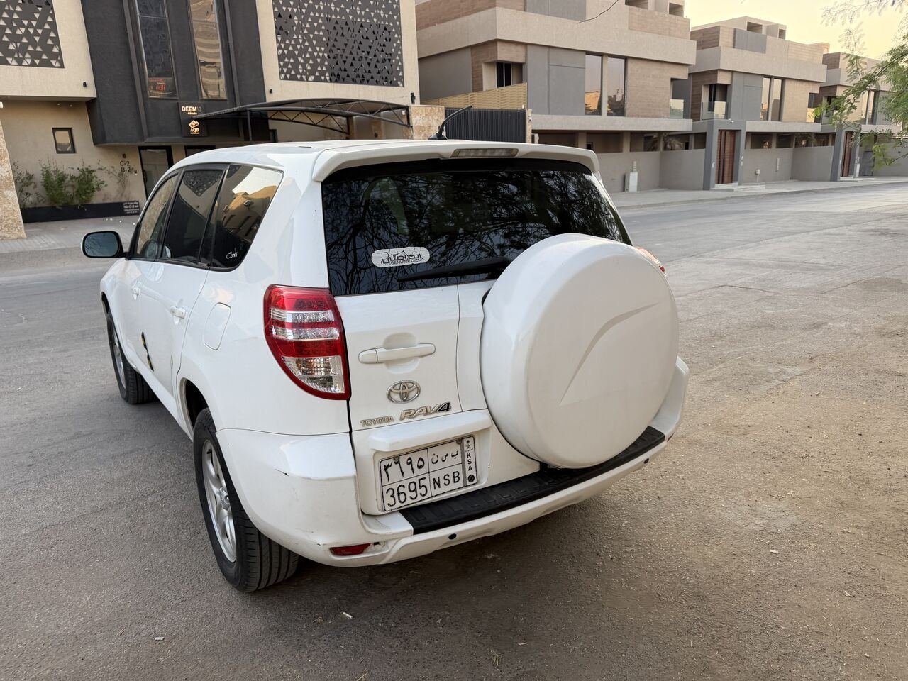 SAR 32000, Toyota RAV4, 2011, Automatic, 136000 KM, Rav4, 2wd, 136000km Only