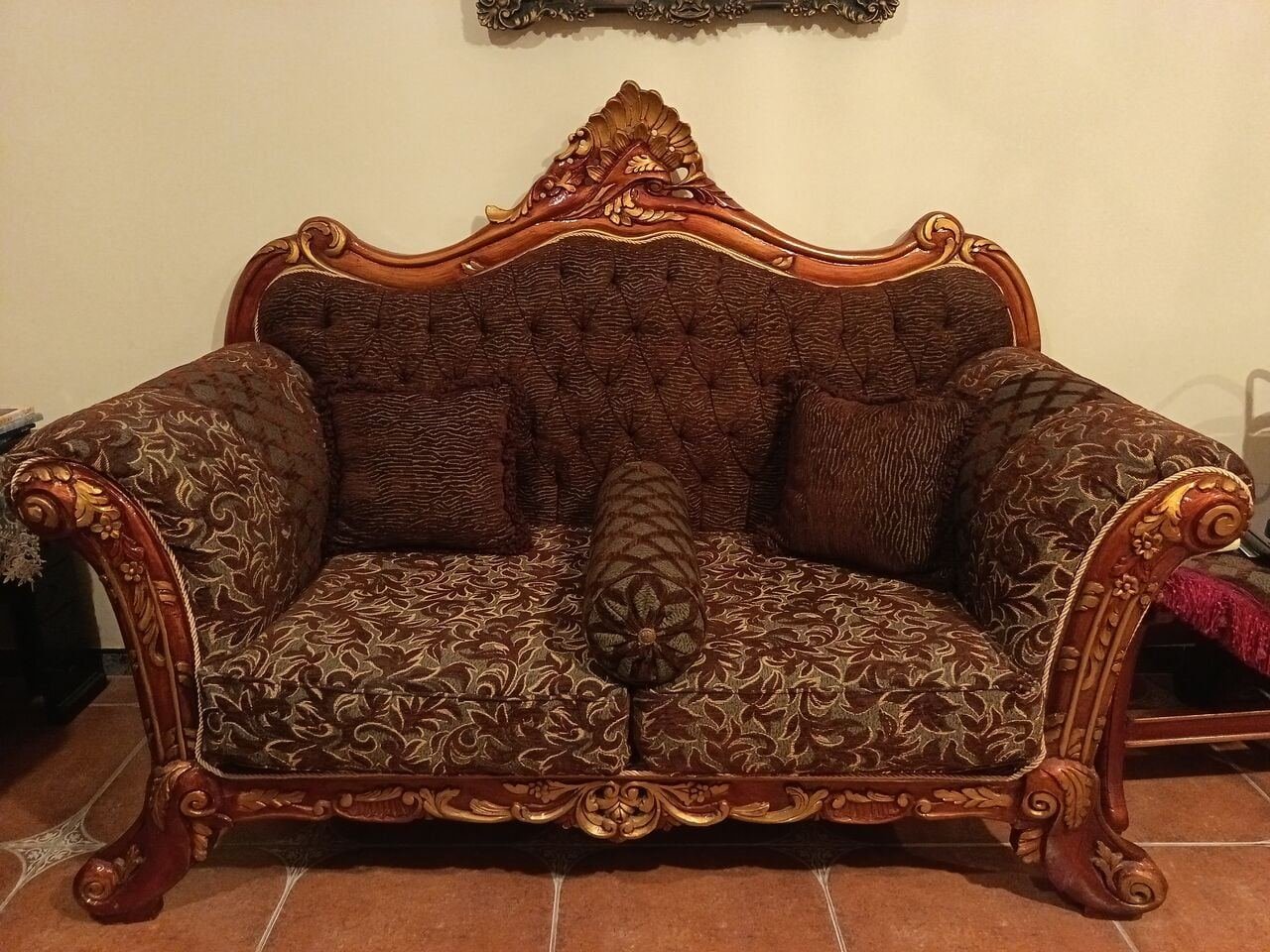 SAR 1650, 7Seater Sofa Set And 3Coffee Tables